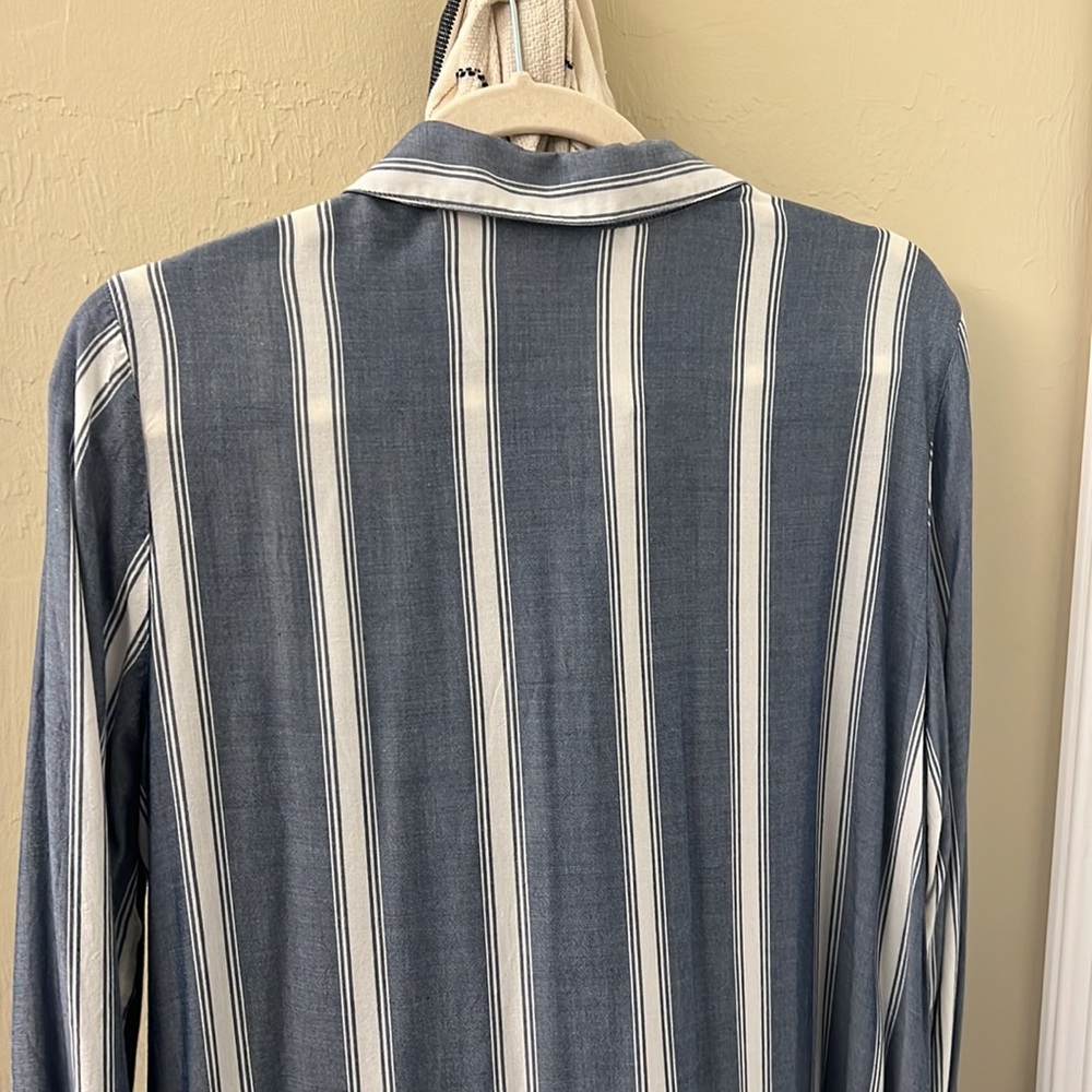 Express button down - Picture 6 of 6